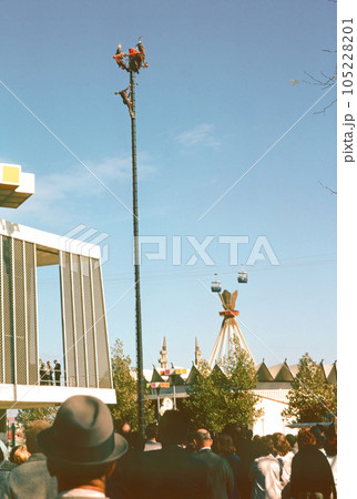 Pictures of the worlds fair at Flushing Meadows-Corona Park in Queens, New York City in 1964 105228201