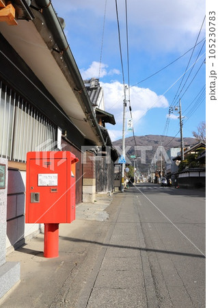 茨城　桜川　ポストのある風景（塚本家住宅前） 105230783