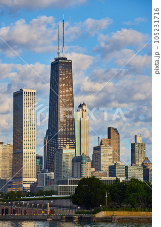 John Hancock skyscraper in skyline of Chicago with morning light John Hancock skyscraper in skyline of Chicago with morning light 105231716