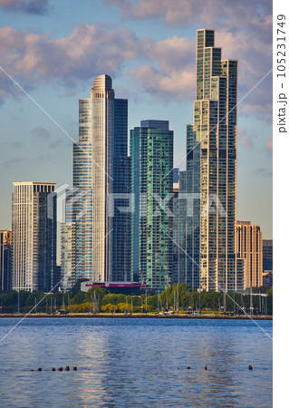 Lake view of group of large skyscrapers in Chicago downtown 105231749