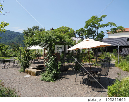 カーブドッチワイナリー 105233666