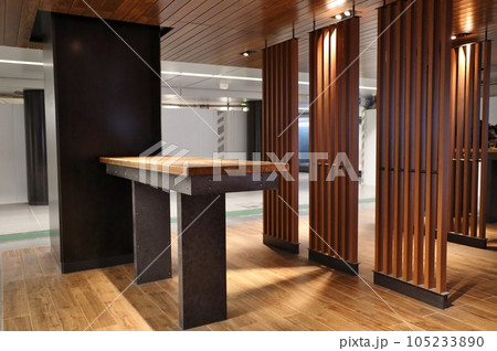 銀座地下通路のスマホスポット 銀座地下通路のスマホスポット 105233890