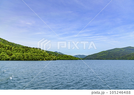 北海道 静寂の湖 然別湖(しかりべつ湖) 105246488