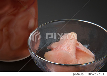 新生姜が出回ると作りたくなる、新生姜の甘酢漬け 新生姜が出回ると作りたくなる、新生姜の甘酢漬け 105252421