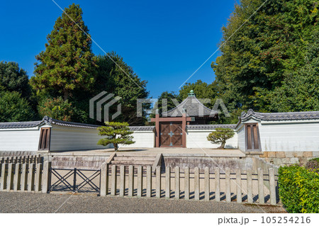 京都市伏見区　深草北陵　深草十二帝陵 105254216