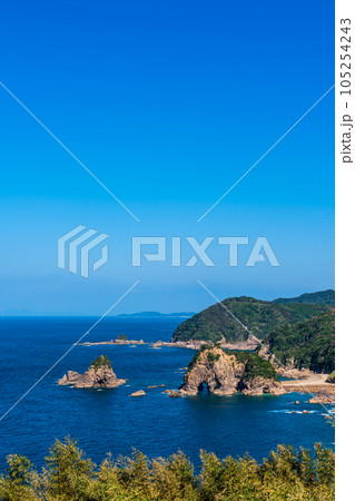 妙見浦 穴の口岩(象さん岩)【熊本県天草市】 妙見浦 穴の口岩(象さん岩)【熊本県天草市】 105254243
