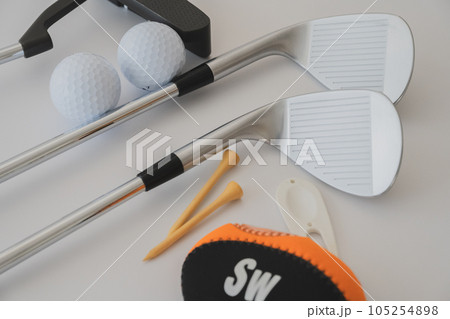 ゴルフクラブ ゴルフ道具 スポーツ 白背景クローズアップ素材 105254898