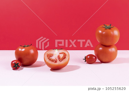 fruit still life photo, tomato 105255620