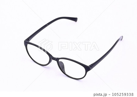 眼鏡のイメージ（必需品・常備） 105259338