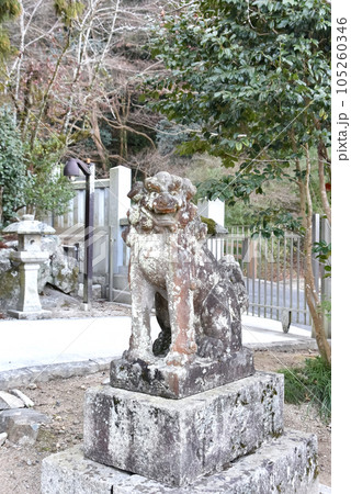 吉備津神社の狛犬 吉備津神社の狛犬 105260346