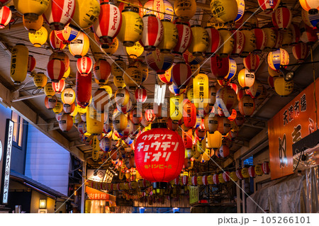 《大阪府》裏天満ちょうちん通り・飲み屋街 105266101