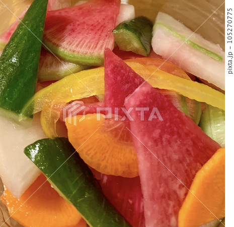 新鮮野菜のピクルス 新鮮野菜のピクルス 105270775