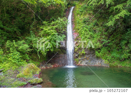 秩父 華厳の滝 真夏の季節 秩父 華厳の滝 真夏の季節 105272107