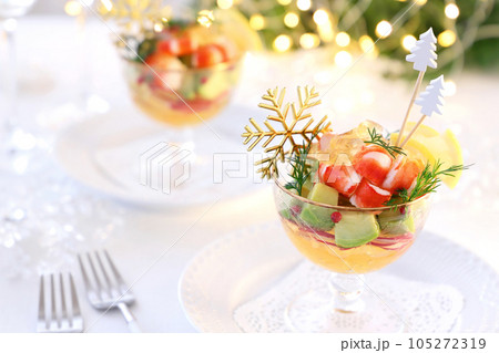 アボカドシュリンプ　カクテルシュリンプ　シュリンプカクテル 105272319