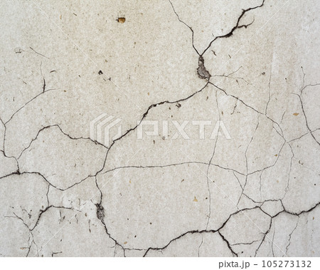 ヒビの入った壁のテクスチャー ヒビの入った壁のテクスチャー 105273132