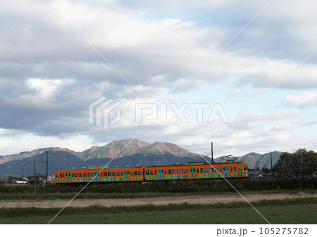 古い近江鉄道の電車 古い近江鉄道の電車 105275782