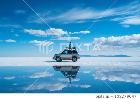 ウユニ塩湖とランドクルーザー 105279047