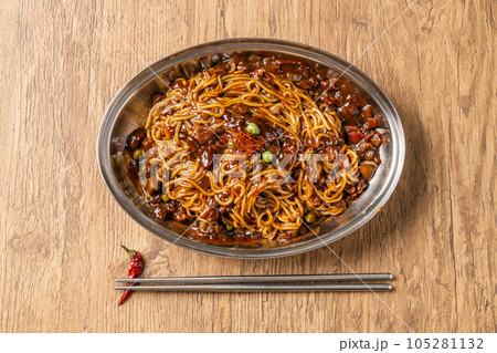 ground pork over wheat noodles(zhajiangmian) 105281132