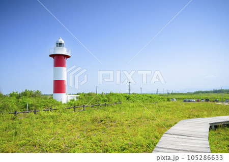 北海道 石狩の「はまなすの丘公園」と「石狩灯台」 北海道 石狩の「はまなすの丘公園」と「石狩灯台」 105286633