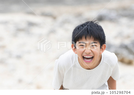 元気な笑顔 元気な笑顔 105298704