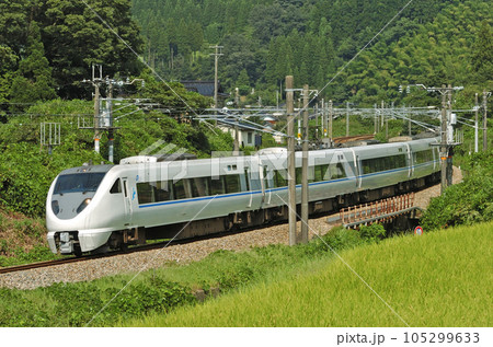 北陸本線 石動ー倶利伽羅 JR西日本 683系 T25編成(金沢) サンダーバード 北陸本線 石動ー倶利伽羅 JR西日本 683系 T25編成(金沢) サンダーバード 105299633