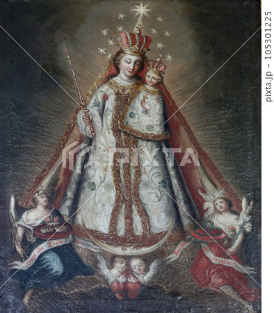 Virgin Mary with baby Jesus altarpiece in the Church of Our Lady of Sorrows in Rosenberg, Germany Virgin Mary with baby Jesus altarpiece in the Church of Our Lady of Sorrows in Rosenberg, Germany 105301225