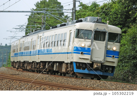 北陸本線　細呂木ー芦原温泉　JR西日本　413系　B04編成（金沢） 105302219