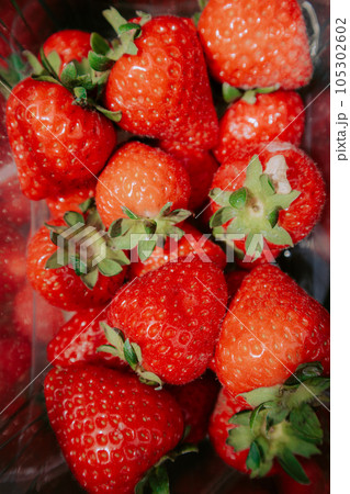 Fresh ripe strawberries, closeup overhead 105302602
