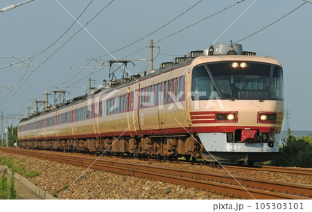 北陸本線 野々市ー松任 JR西日本 485系 A05編成(京都) 雷鳥 北陸本線 野々市ー松任 JR西日本 485系 A05編成(京都) 雷鳥 105303101