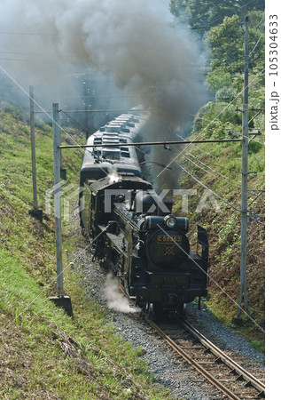 秩父鉄道　浦山口ー影森　C58-363＋12系 105304633
