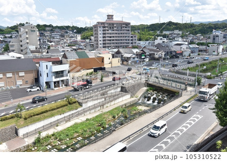 瀬戸蔵の展望デッキから見た瀬戸川と瀬戸記念橋 瀬戸蔵の展望デッキから見た瀬戸川と瀬戸記念橋 105310522