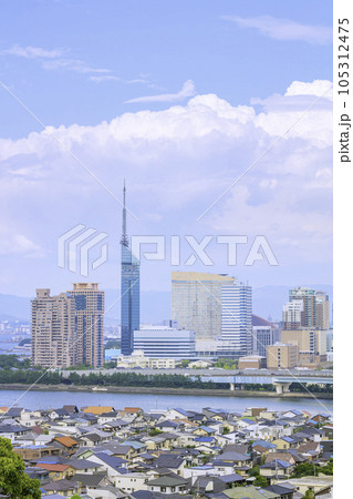 美しい福岡の都市風景 美しい福岡の都市風景 105312475