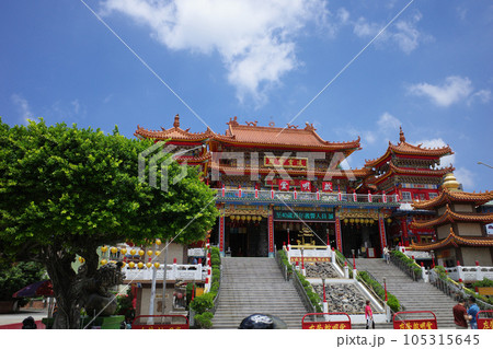 台湾高雄にある啓明堂の外観 105315645