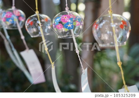 座間神社の風鈴 105325209