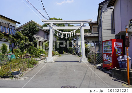 座間神社 二の鳥居 105325223