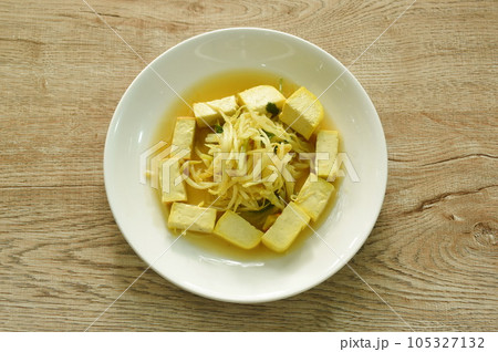 fried bean sprout with slice yellow tofu and chop pork on plate 105327132