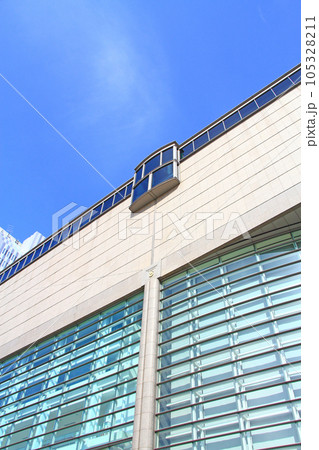 名古屋市、愛知芸術文化センターの風景 名古屋市、愛知芸術文化センターの風景 105328211