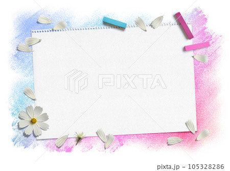 白いコスモスの花びらと、ピンク・ブルーのパステル＆スケッチブック 105328286