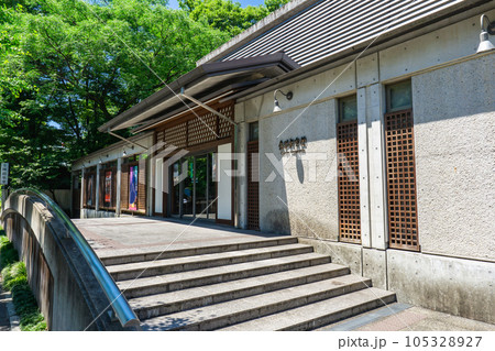 京都市上京区の金剛能楽堂 105328927