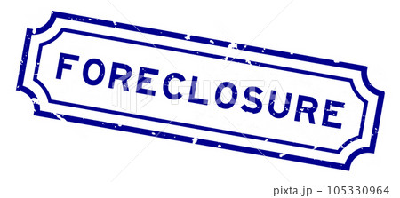 Grunge blue foreclosure word rubber seal stamp on white background 105330964