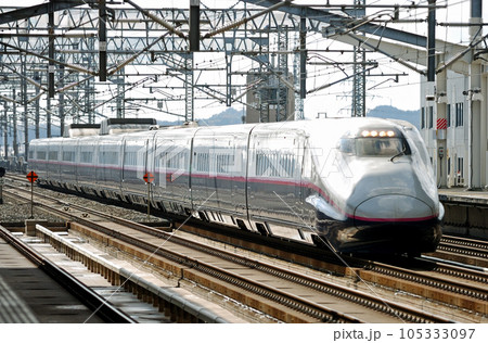 東北新幹線　古川　JR東日本　E2系（仙台）　はやて　やまびこ　なすの　こまち 105333097