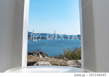気仙沼湾の風景 気仙沼湾の風景 105336845