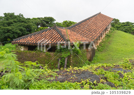 沖縄 読谷村 北窯 登り窯 沖縄 読谷村 北窯 登り窯 105339829