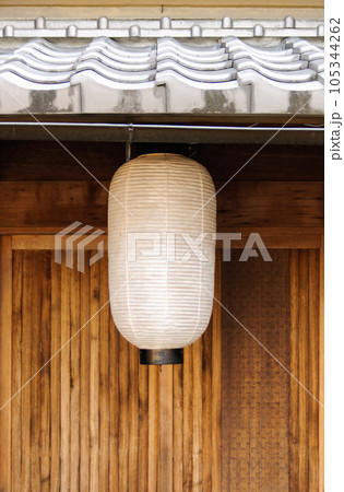 和のイメージ「提灯」／柄無し･デザイン合成･モックアップ 105344262