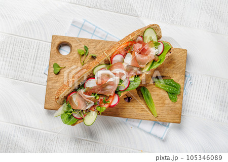Delicious sandwich 105346089