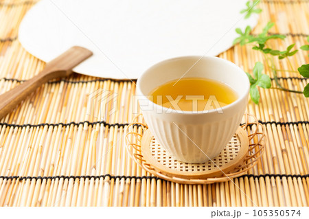 冷茶（緑茶） 105350574