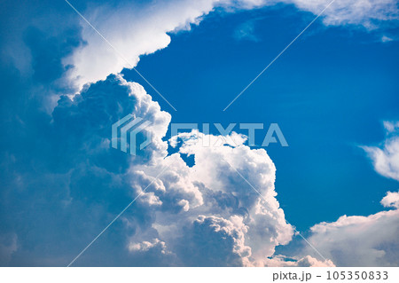 積乱雲 105350833