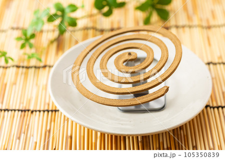 蚊取り線香 105350839