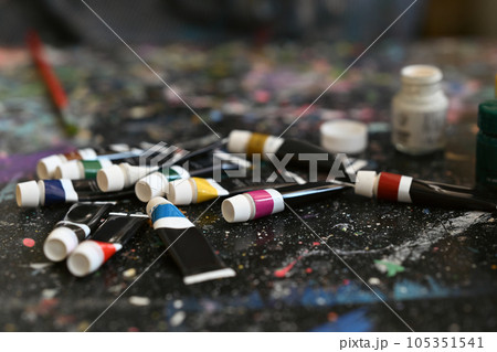 Acrylic paints in tubes still life on table in art class or artist studio workplace 105351541