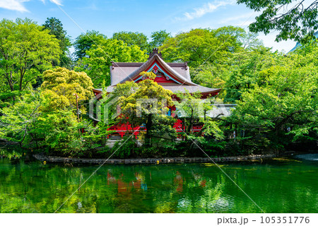 【東京都】豊かな自然に恵まれた吉祥寺の井の頭公園内にある井の頭弁財天 105351776